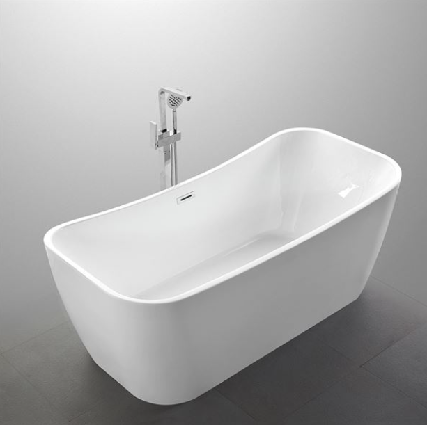 Bellaterra Arles 67 in. Freestanding Bathtub in White BA7526