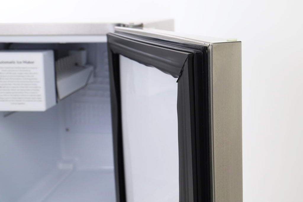 Maxx Ice Shallow Depth Outdoor Built-In Undercounter Ice Maker, 15", 25 lbs, Crescent Ice Cubes, 22 lb Ice Storage Bin, in Stainless Steel MIM25CO