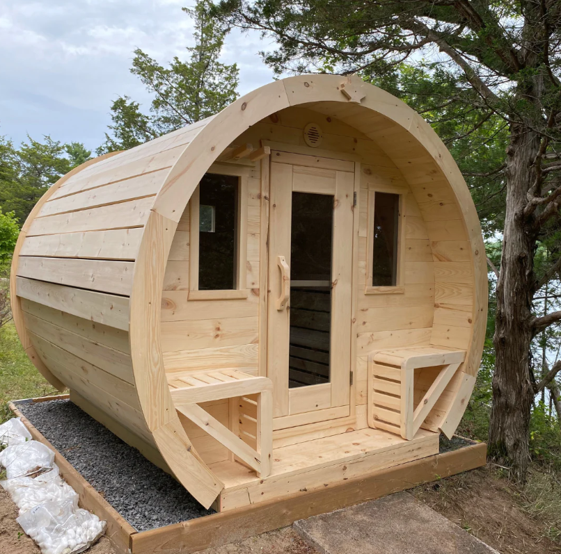 True North Schooner Outdoor Sauna – 8 ft Red Cedar S24030R